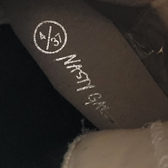 Nasty Gal White Platform Chunky Boots - Picture 8 of 8